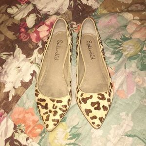 Anthropologie Splendid Calf Hair Leopard Points